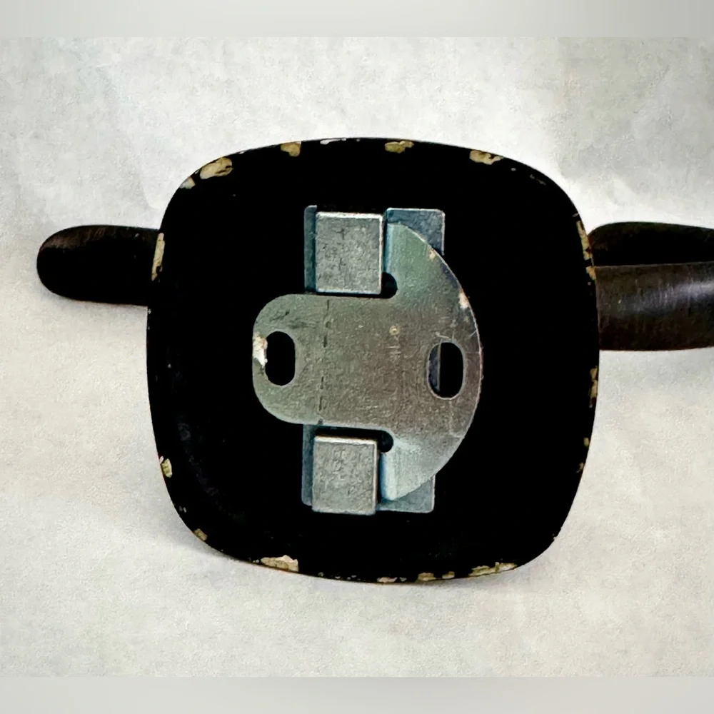 Elegant Bronze Wall Hook
